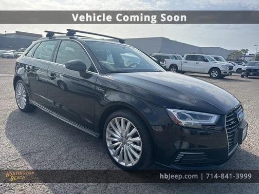 2017 Audi A3 e-tron 1.4T Premium