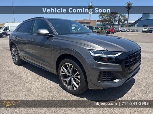 2021 Audi Q8 55 Premium