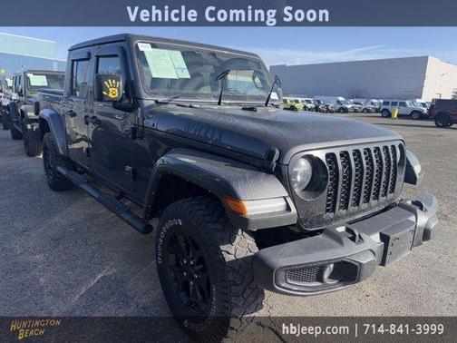 2022 Jeep Gladiator Sport