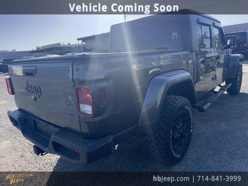 2022 Jeep Gladiator Sport