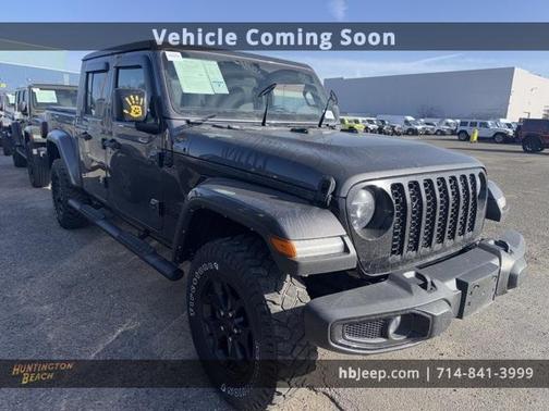 2022 Jeep Gladiator Sport