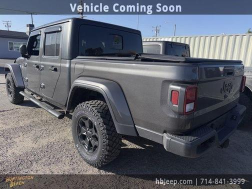 2022 Jeep Gladiator Sport