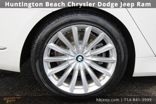 2020 BMW 740 i