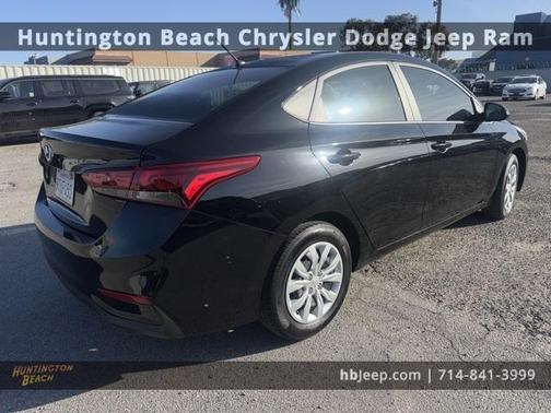 2022 Hyundai Accent SE