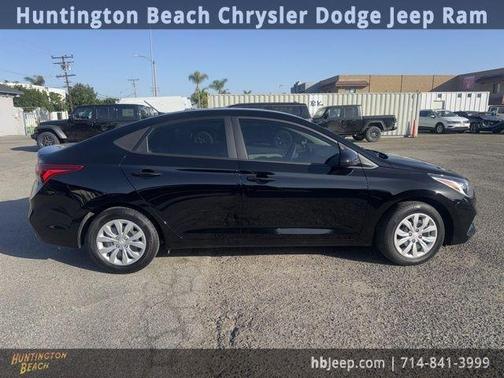 2022 Hyundai Accent SE