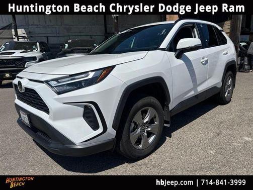 Ice 2024 Toyota RAV4 XLE