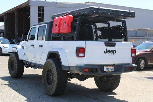 Bright White Clearcoat 2022 Jeep Gladiator Sport