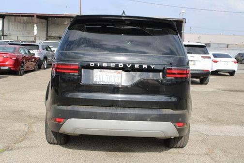 Santorini Black 2024 Land Rover Discovery P300 S