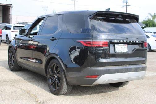 Santorini Black 2024 Land Rover Discovery P300 S