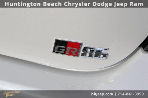 2024 Toyota GR86 Premium