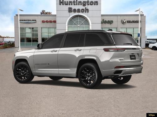 2025 Jeep Grand Cherokee Summit
