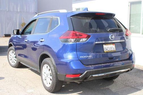 Caspian Blue Metallic 2020 Nissan Rogue SV