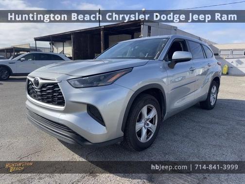 2023 Toyota Highlander L