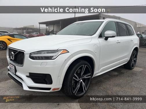 2019 Volvo XC90 Hybrid T8 R-Design
