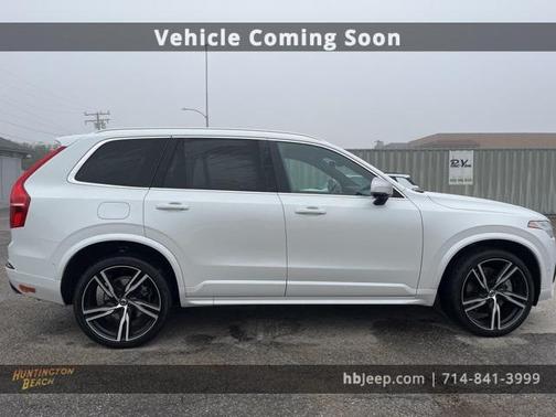 2019 Volvo XC90 Hybrid T8 R-Design