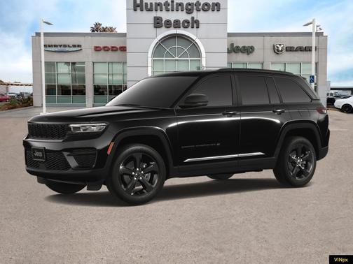 2025 Jeep Grand Cherokee Laredo