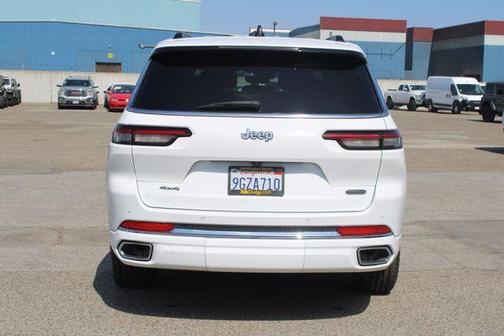Bright White Clearcoat 2023 Jeep Grand Cherokee L Overland