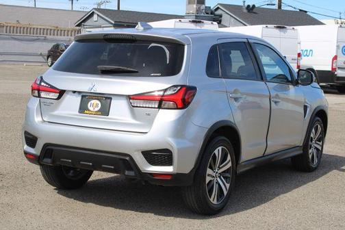 2024 Mitsubishi Outlander Sport 2.0 ES