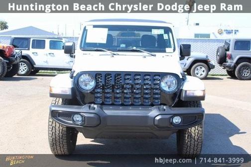 2021 Jeep Gladiator Sport
