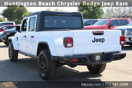 2021 Jeep Gladiator Sport
