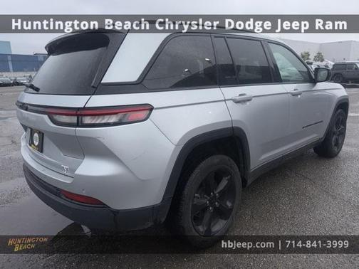 2023 Jeep Grand Cherokee Altitude