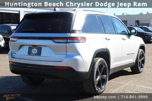 2023 Jeep Grand Cherokee Altitude