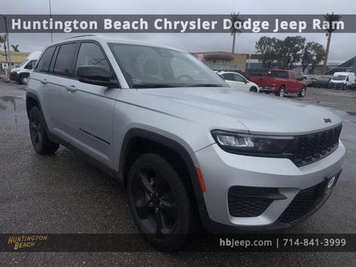 2023 Jeep Grand Cherokee Altitude