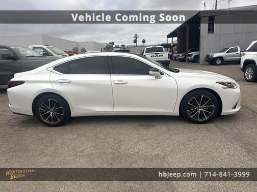 2022 Lexus ES 350 Base