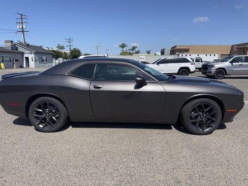 2023 Dodge Challenger SXT