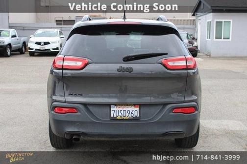 2016 Jeep Cherokee Altitude