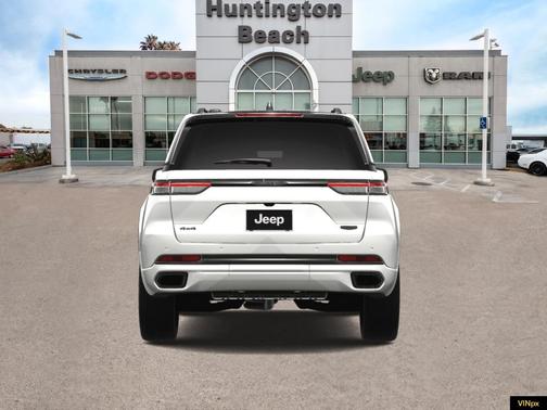 2025 Jeep Grand Cherokee Summit