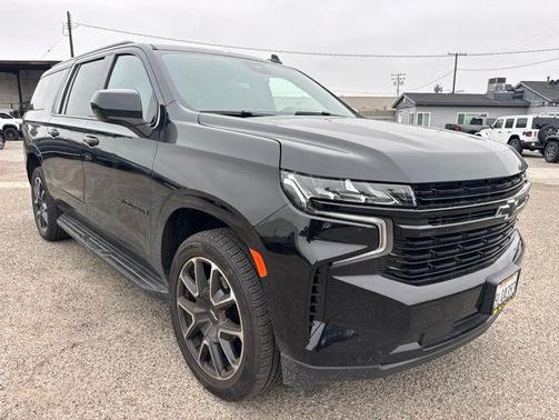 Black 2024 Chevrolet Suburban RST