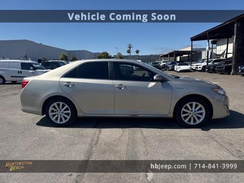 2014 Toyota Camry Hybrid XLE