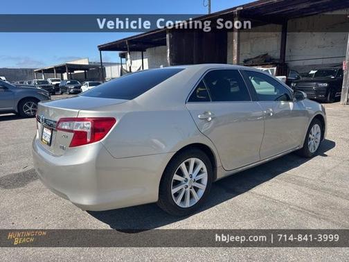 2014 Toyota Camry Hybrid XLE