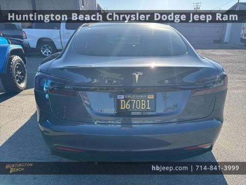 2022 Tesla Model S Base