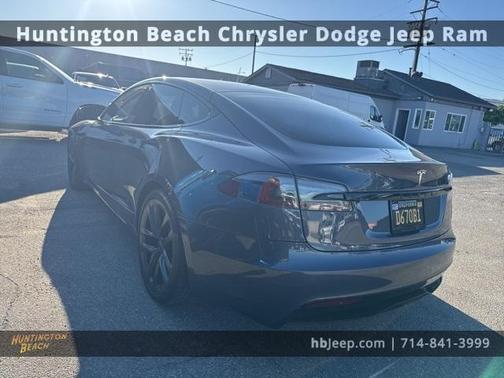 2022 Tesla Model S Base