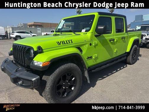 Limited Edition Gecko Clearcoat 2021 Jeep Gladiator Sport