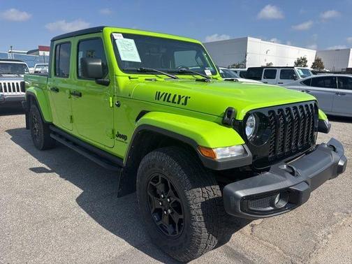 Limited Edition Gecko Clearcoat 2021 Jeep Gladiator Sport