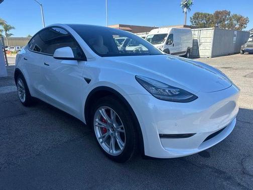 2020 Tesla Model Y Long Range