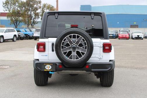 Bright White Clearcoat 2023 Jeep Wrangler 4xe Sahara