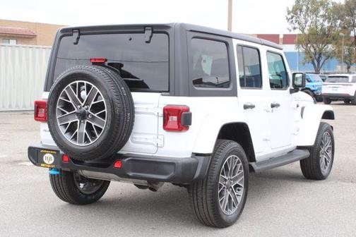 Bright White Clearcoat 2023 Jeep Wrangler 4xe Sahara