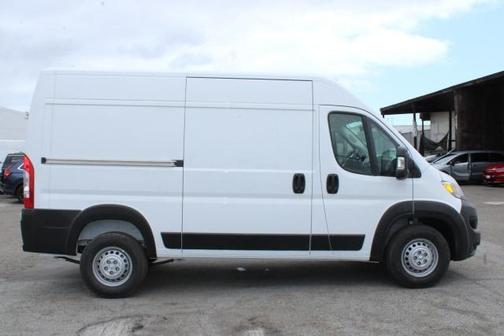 2025 RAM ProMaster 1500 Base
