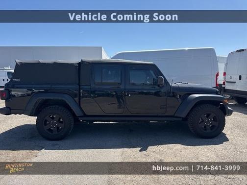 2021 Jeep Gladiator Sport