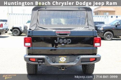 2021 Jeep Gladiator Sport