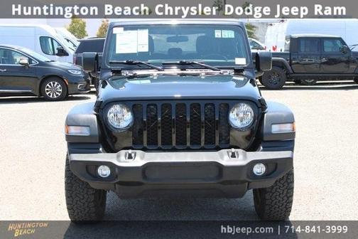 2021 Jeep Gladiator Sport