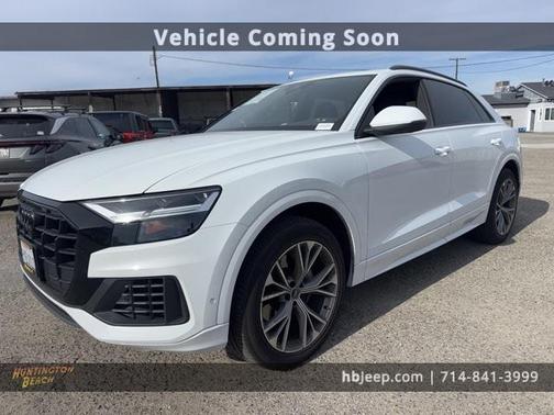 2021 Audi Q8 55 Premium