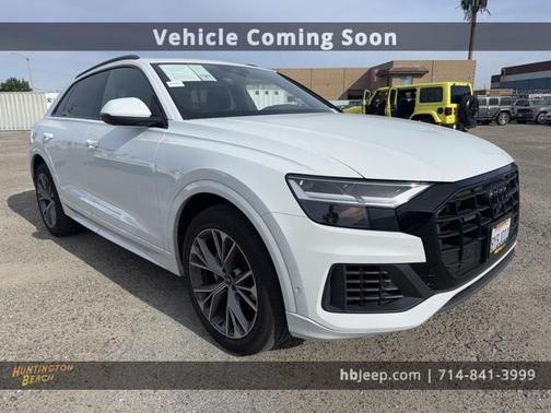 2021 Audi Q8 55 Premium