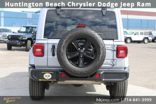 2021 Jeep Wrangler Unlimited Sahara Altitude