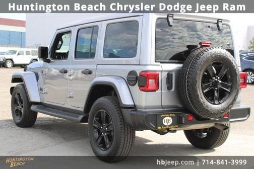 2021 Jeep Wrangler Unlimited Sahara Altitude