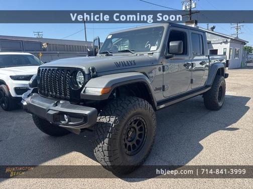 2022 Jeep Gladiator Sport